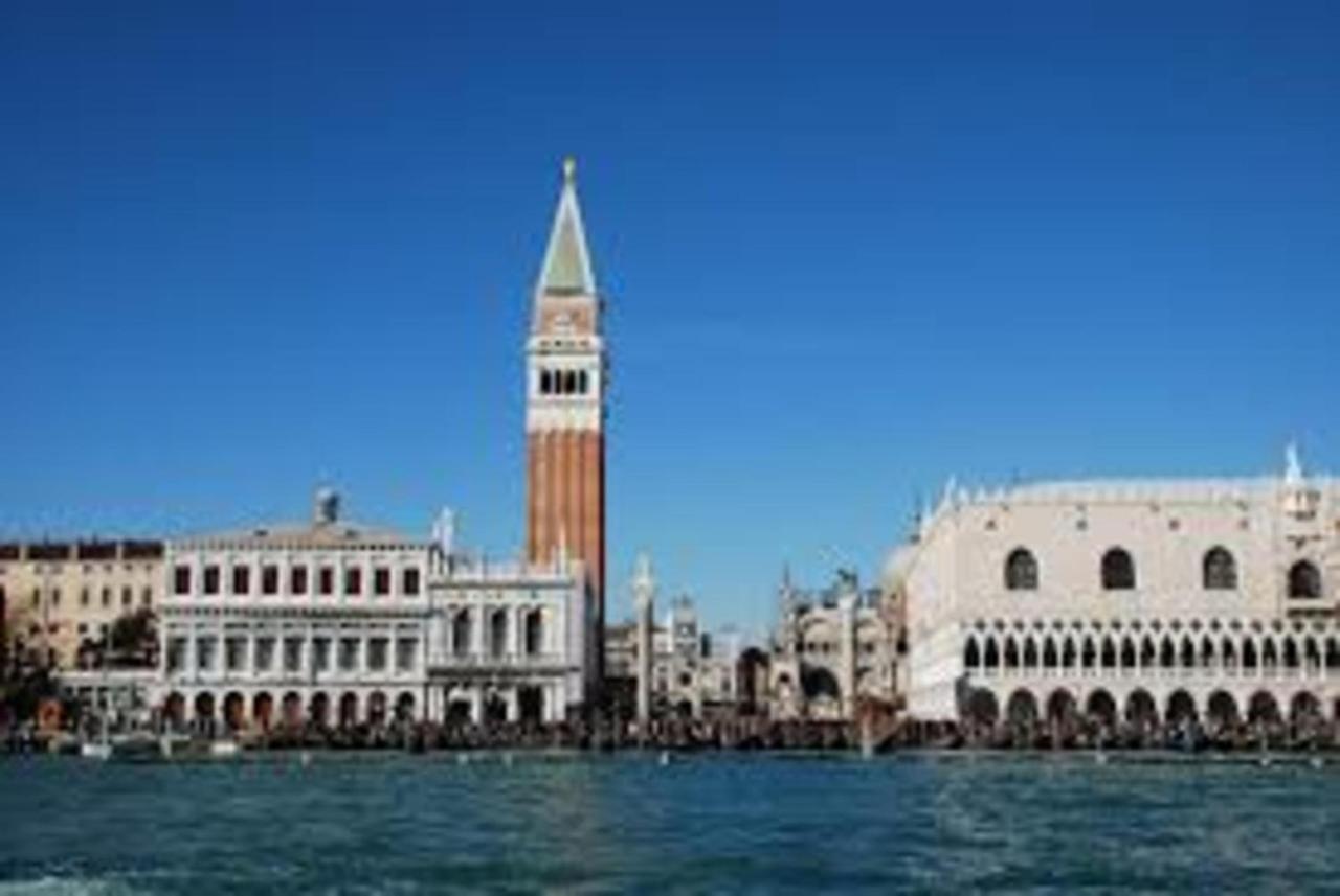 Residenza Leon D'Oro Apartment Venice Exterior photo